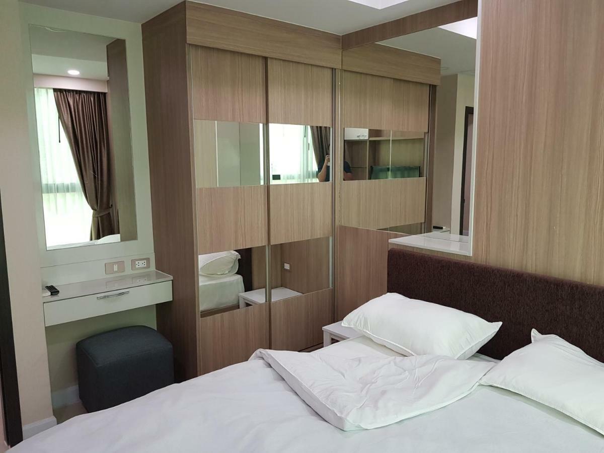 Dusit Grand Condo View Jomtien Beach Esterno foto