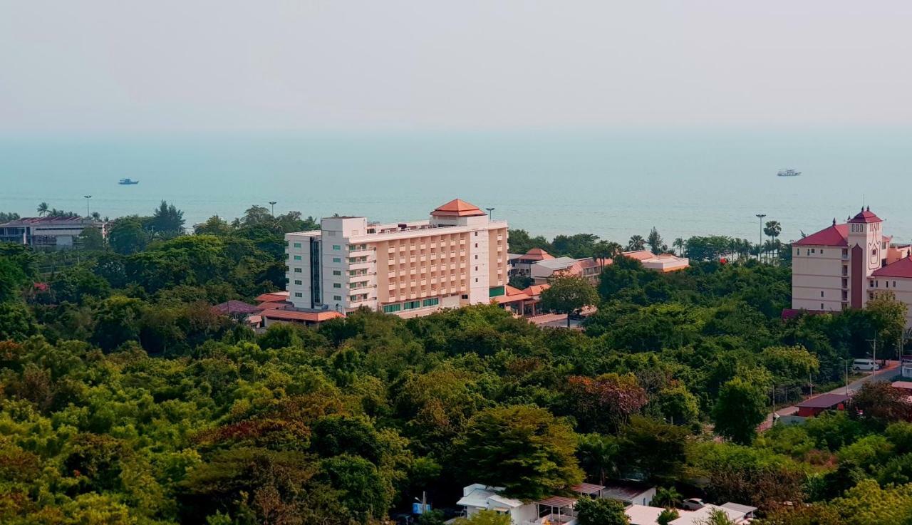 Dusit Grand Condo View Jomtien Beach Esterno foto