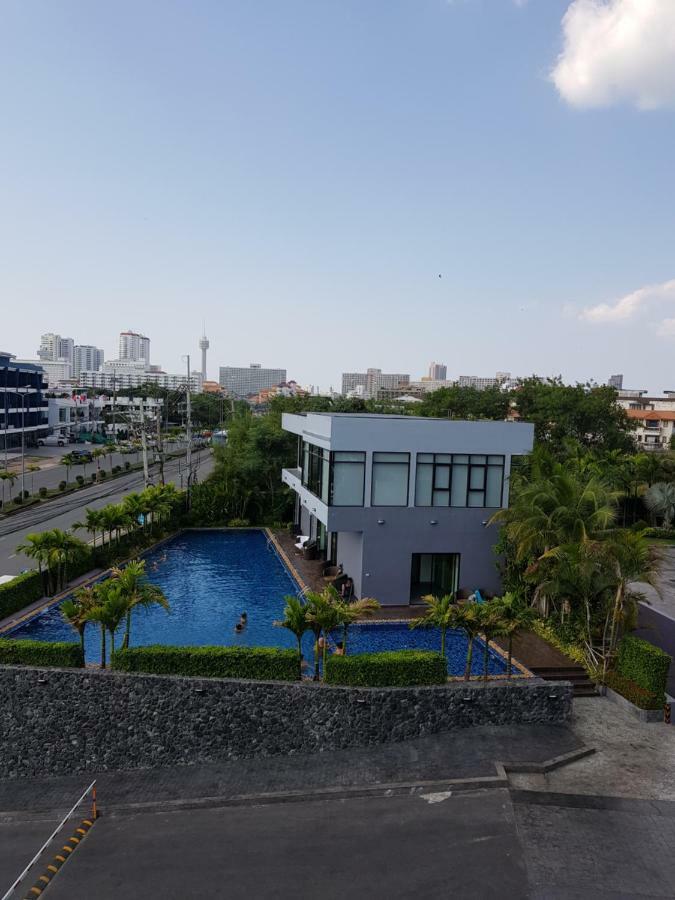 Dusit Grand Condo View Jomtien Beach Esterno foto